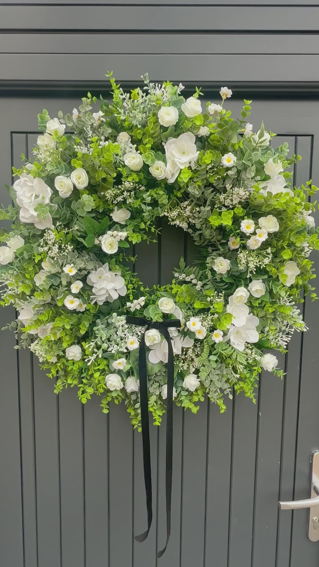 So Chic door wreath